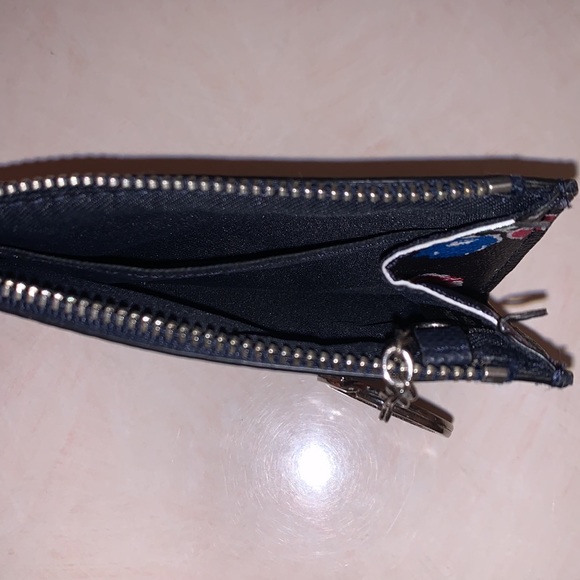 *Coach Black Leather Multi Color Floral Large Card Case/Coin Purse with Key Ring - Picture 3 of 3